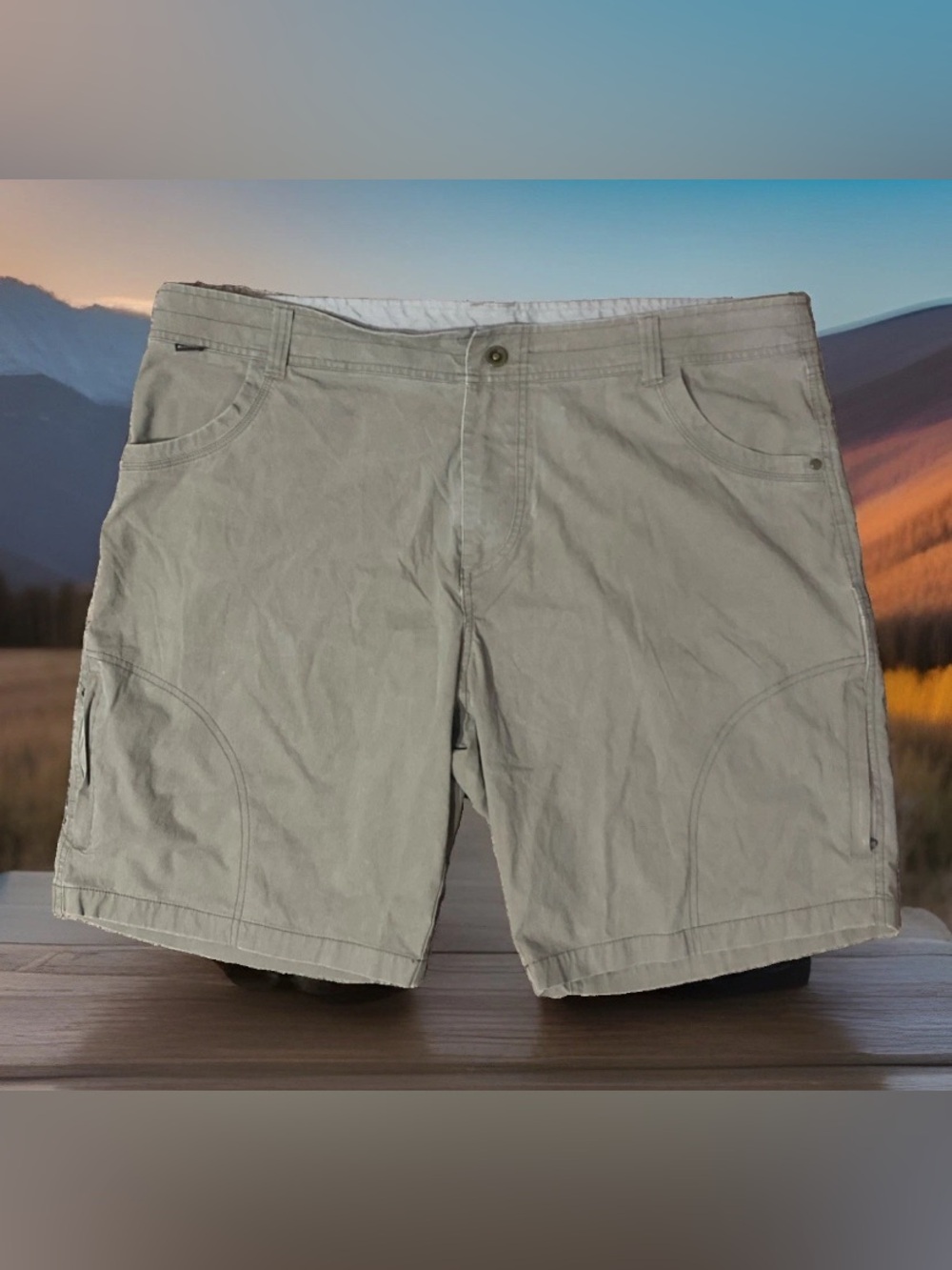 Kuhl Ramblr Shorts Men's Size: 42 Hiking Climbing Shorts Khaki Brown 10” Inseam